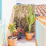 #50 Staywiz Us - Contesso Duplex -1bdr, Sea View Terrace & Ac Apartment