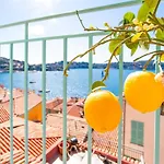 Apartment #50 Staywiz Us - Contesso Duplex -1bdr, Sea View Terrace & Ac Villefranche-sur-Mer